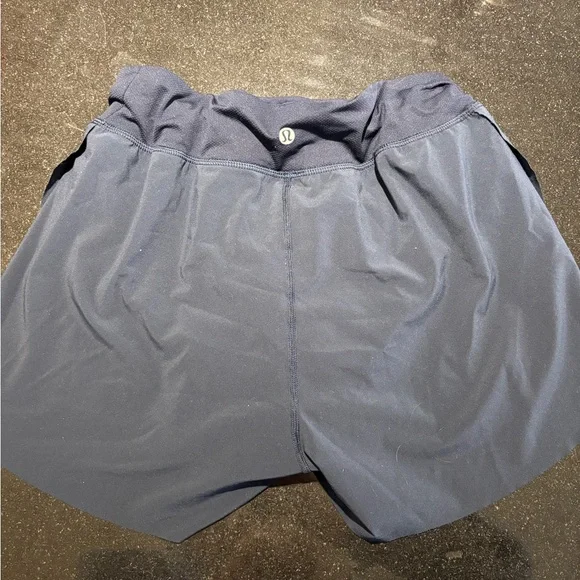 lululemon fast and free 3in split shorts (sz 6) - Picture 2 of 4